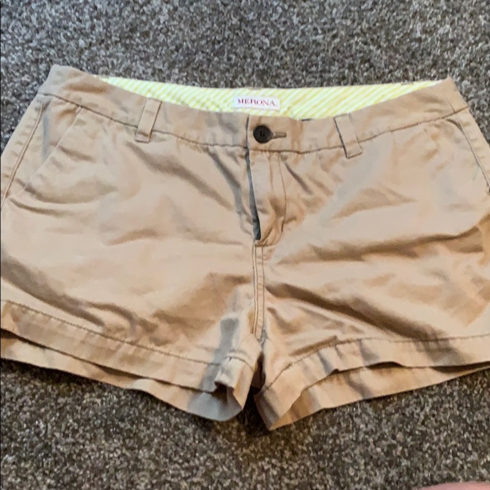 Merona khaki shorts! Size 10